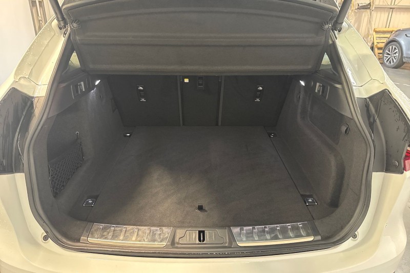 Used Jaguar F-Pace 2021 for sale - 76984294: Photo 10