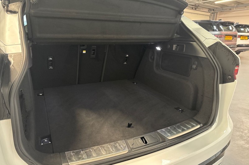 Used Jaguar F-Pace 2021 for sale - 76984294: Photo 33