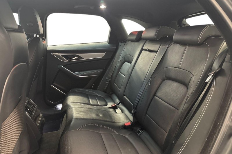 Used Jaguar F-Pace 2021 for sale - 76984294: Photo 4