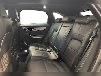 Used Jaguar F-Pace 2021 for sale - 76984294: Photo