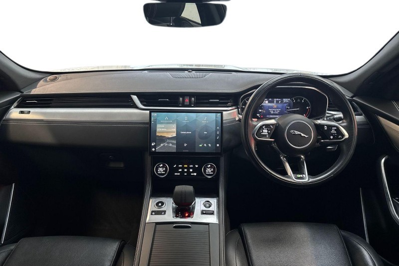 Used Jaguar F-Pace 2021 for sale - 76984294: Photo 9