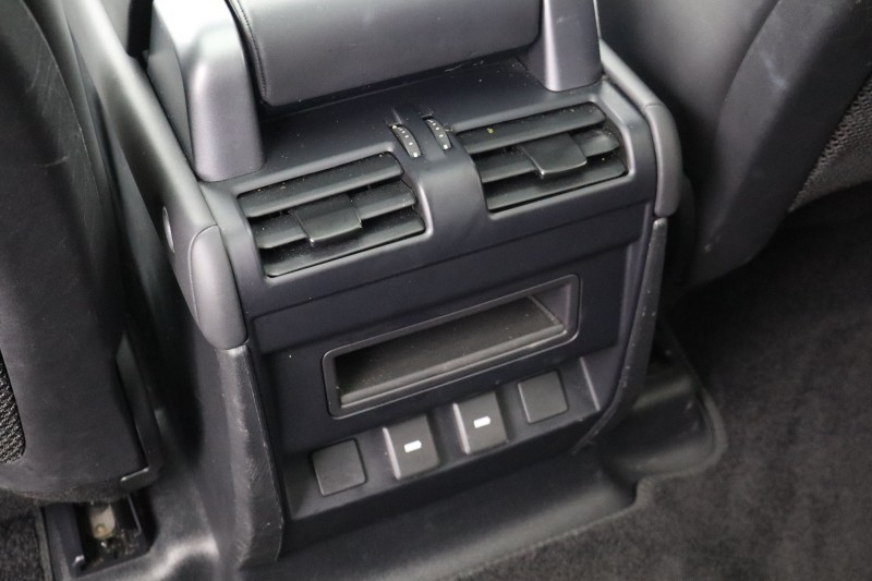 Used Land Rover Defender 2023 for sale - 77774606: Photo 18