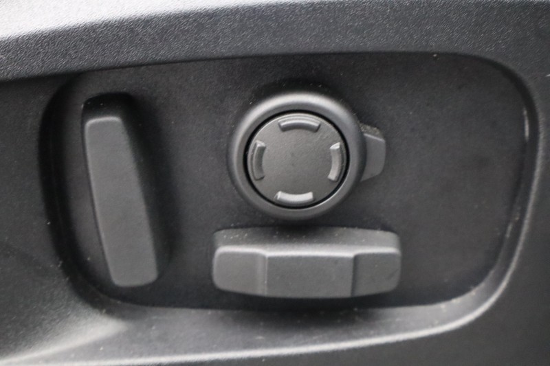 Used Land Rover Defender 2023 for sale - 77774606: Photo 24