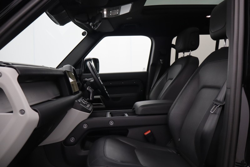 Used Land Rover Defender 2023 for sale - 77774606: Photo 3