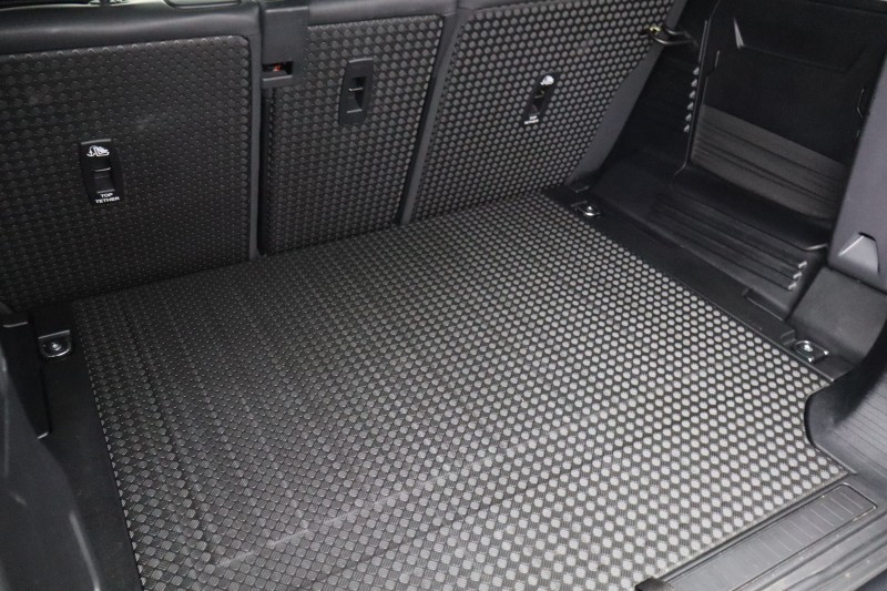 Used Land Rover Defender 2023 for sale - 77774606: Photo 36