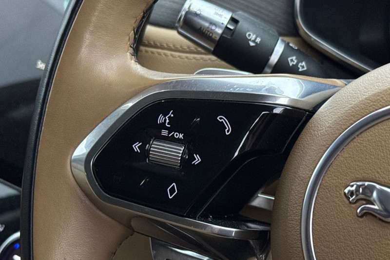 Used Jaguar F-Pace 2022 for sale - 77492808: Photo 26