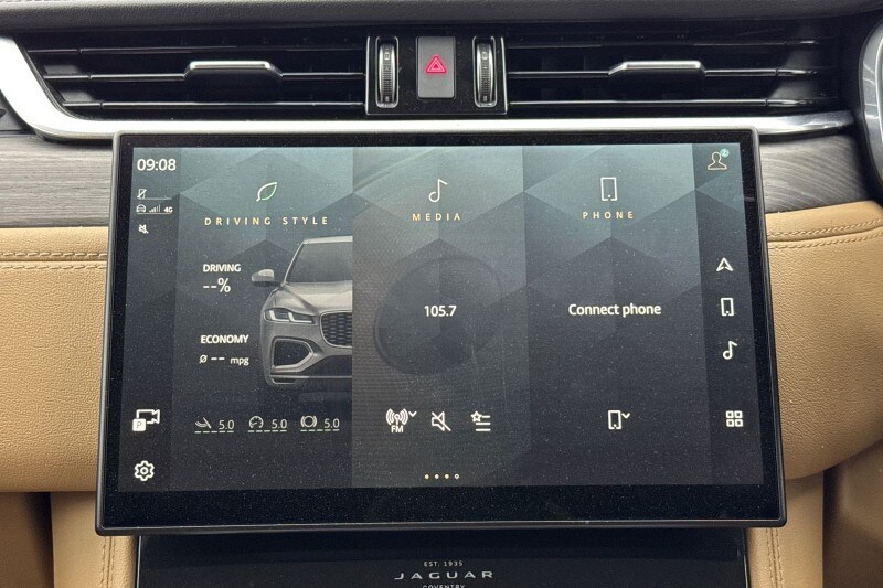 Used Jaguar F-Pace 2022 for sale - 77492808: Photo 28