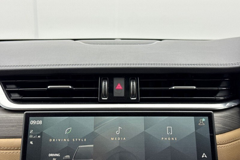 Used Jaguar F-Pace 2022 for sale - 77492808: Photo 32