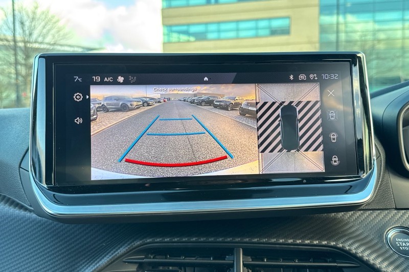 Used Peugeot 2008 2023 for sale - 76984311: Photo 12