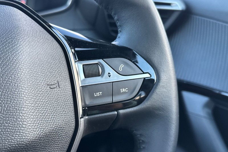 Used Peugeot 2008 2023 for sale - 76984311: Photo 27