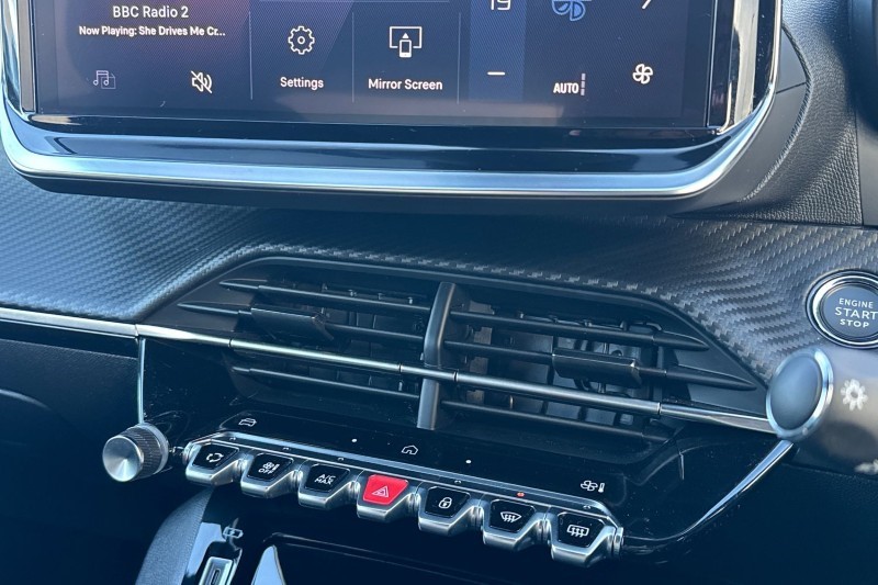 Used Peugeot 2008 2023 for sale - 76984311: Photo 30