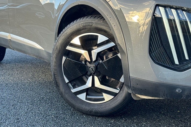 Used Peugeot 2008 2023 for sale - 76984311: Photo 35