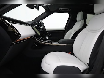 Used Land Rover Range Rover Sport 2023 for sale - 79271480: Photo