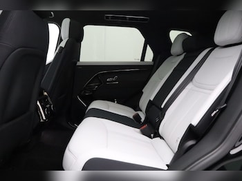 Used Land Rover Range Rover Sport 2023 for sale - 79271480: Photo