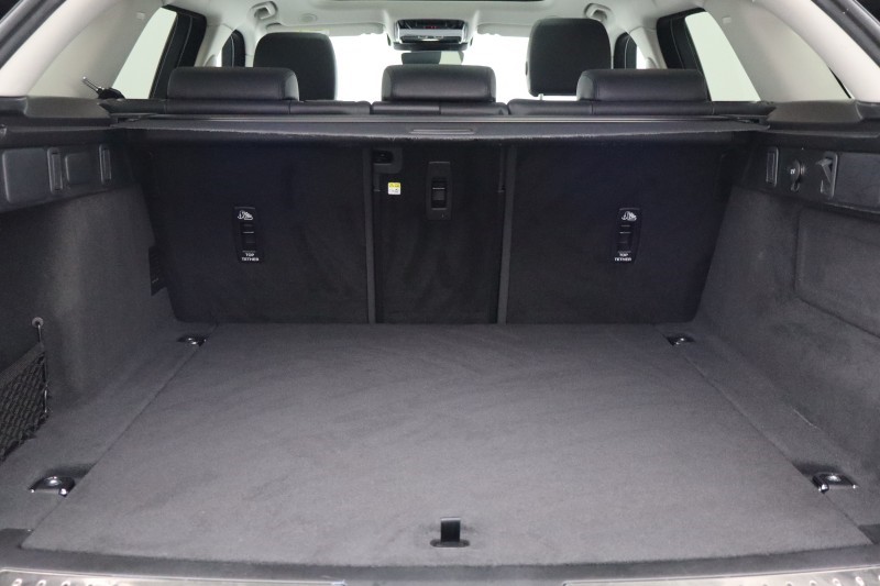 Used Land Rover Range Rover Velar 2024 for sale - 77778631: Photo 10