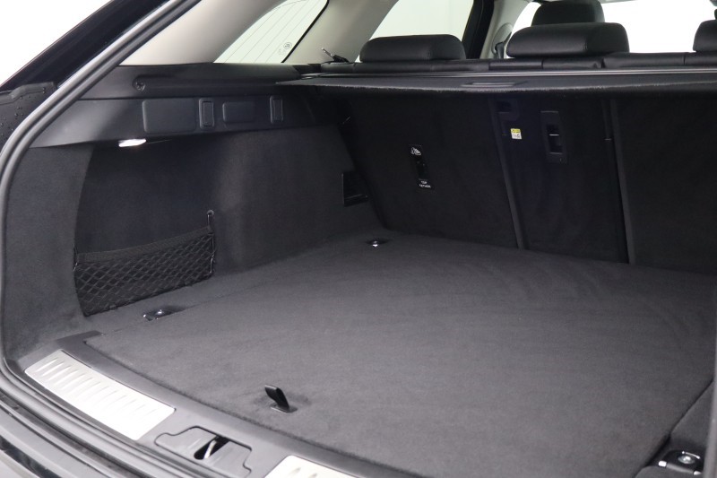 Used Land Rover Range Rover Velar 2024 for sale - 77778631: Photo 35