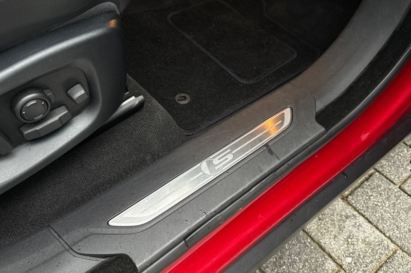 Used Jaguar F-Pace 2016 for sale - 77367191: Photo 36