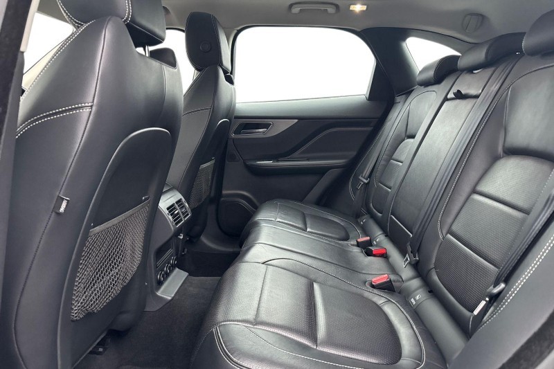 Used Jaguar F-Pace 2016 for sale - 77367191: Photo 4