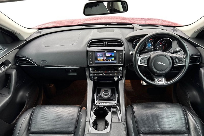 Used Jaguar F-Pace 2016 for sale - 77367191: Photo 9
