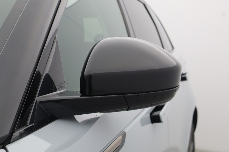 Used Land Rover Range Rover Velar 2024 for sale - 77778630: Photo 47