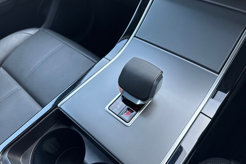 Used Land Rover Range Rover Velar 2025 for sale - 77803973: Photo 13