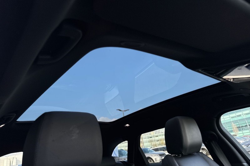 Used Land Rover Range Rover Velar 2025 for sale - 77803973: Photo 21