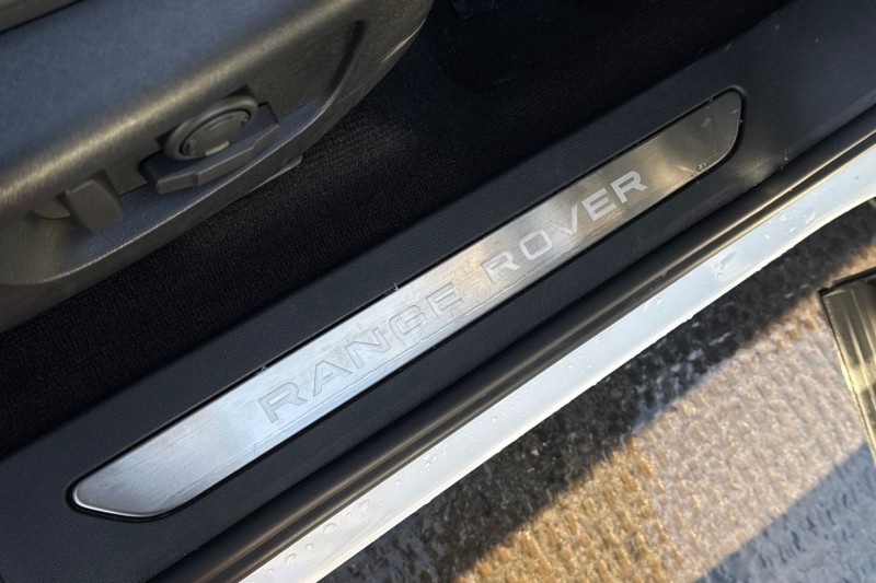 Used Land Rover Range Rover Evoque 2024 for sale - 77248097: Photo 36