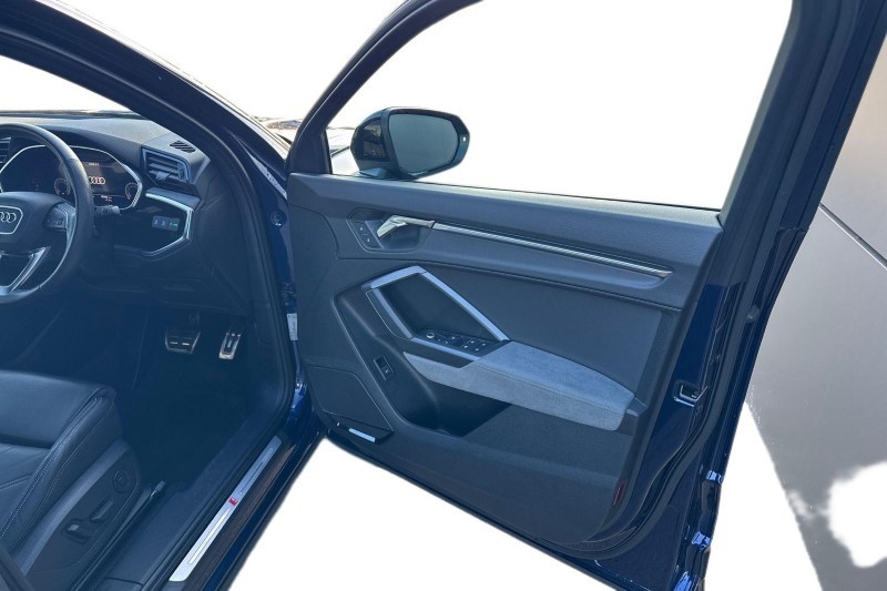 Used Audi Q3 2023 for sale - 77732710: Photo 22