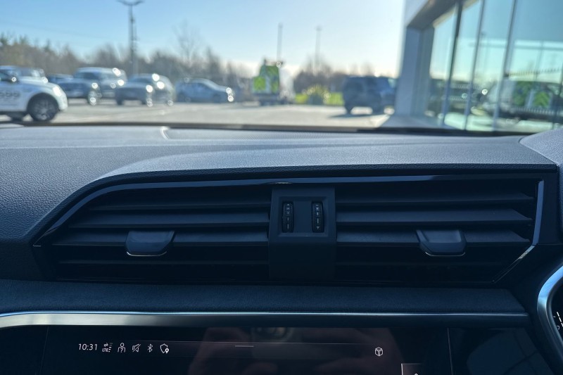 Used Audi Q3 2023 for sale - 77732710: Photo 33