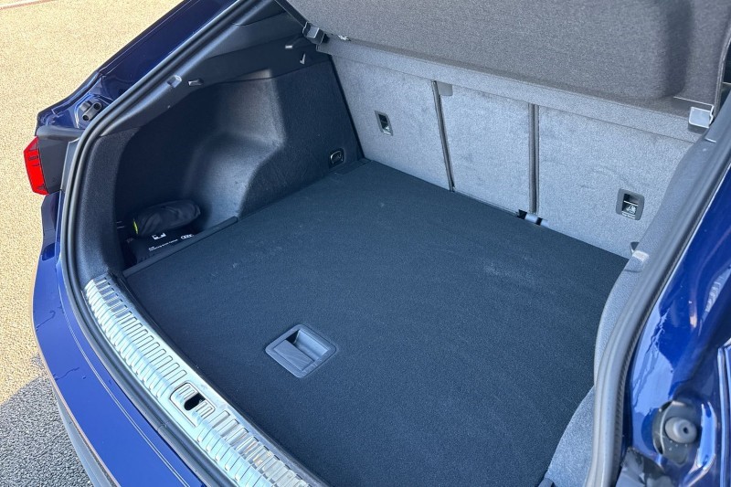 Used Audi Q3 2023 for sale - 77732710: Photo 37