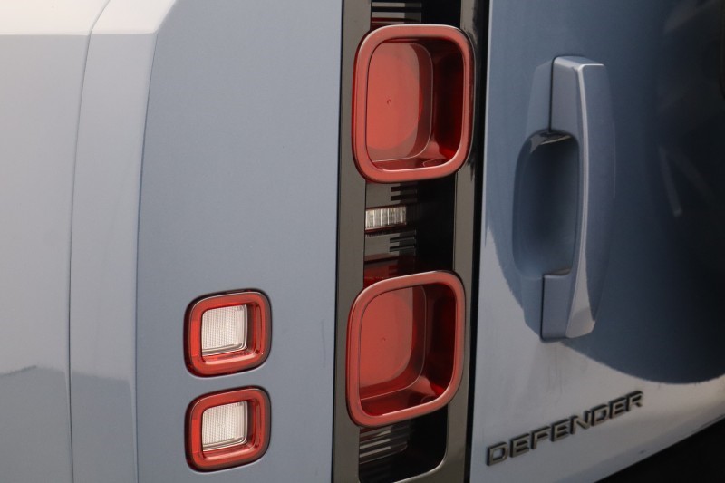 Used Land Rover Defender 2024 for sale - 77819310: Photo 19