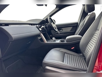 Used Land Rover Discovery Sport 2025 for sale - 78255050: Photo