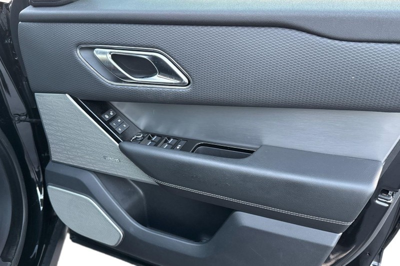 Used Land Rover Range Rover Velar 2018 for sale - 76984343: Photo 22