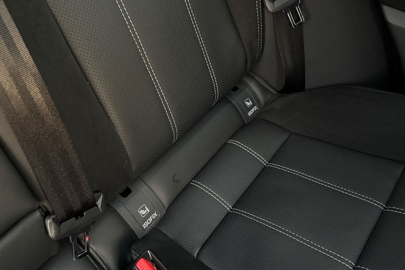 Used Land Rover Range Rover Velar 2018 for sale - 76984343: Photo 32