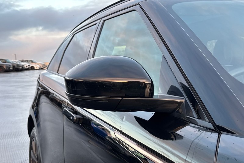 Used Land Rover Range Rover Velar 2018 for sale - 76984343: Photo 44