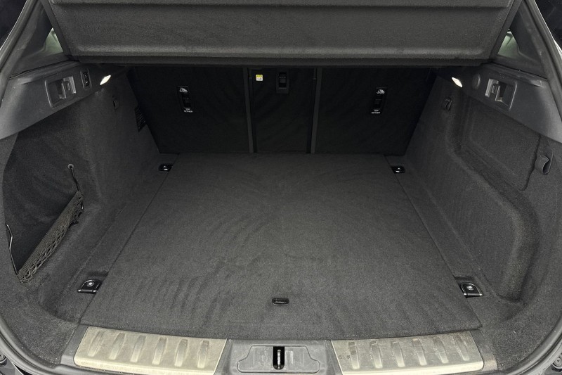 Used Jaguar F-Pace 2023 for sale - 77619322: Photo 11