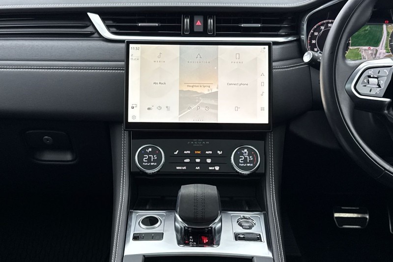 Used Jaguar F-Pace 2023 for sale - 77619322: Photo 15