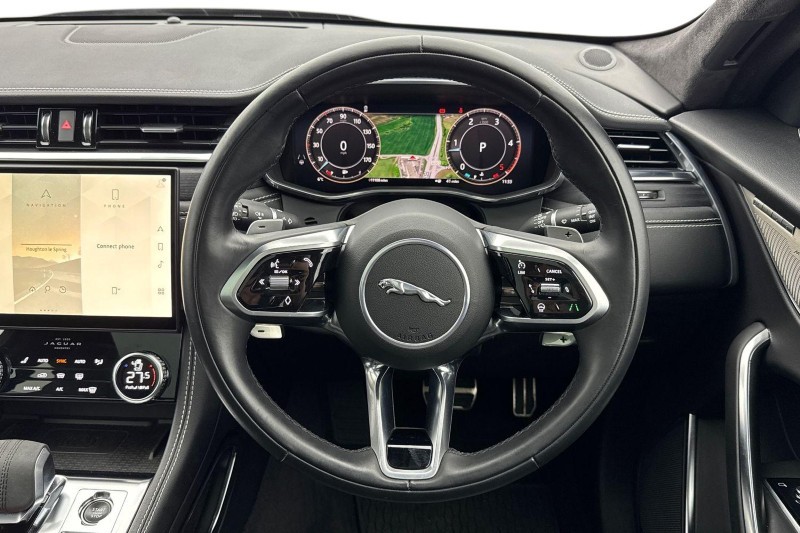 Used Jaguar F-Pace 2023 for sale - 77619322: Photo 16