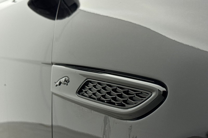 Used Jaguar F-Pace 2023 for sale - 77619322: Photo 21