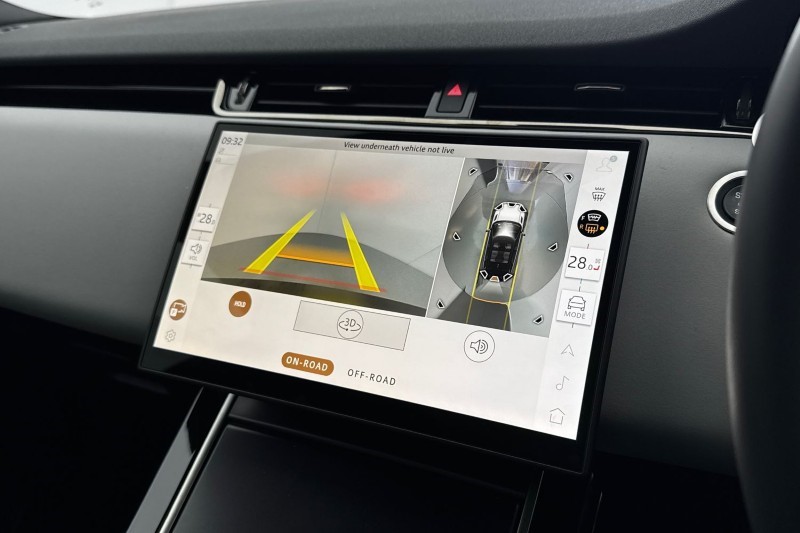 Used Land Rover Range Rover Evoque 2025 for sale - 77245248: Photo 12