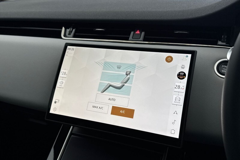 Used Land Rover Range Rover Evoque 2025 for sale - 77245248: Photo 32