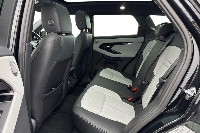 Used Land Rover Range Rover Evoque 2025 for sale - 77245248: Photo 4