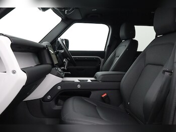 Used Land Rover Defender 2025 for sale - 79420955: Photo