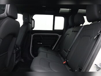 Used Land Rover Defender 2025 for sale - 79420955: Photo