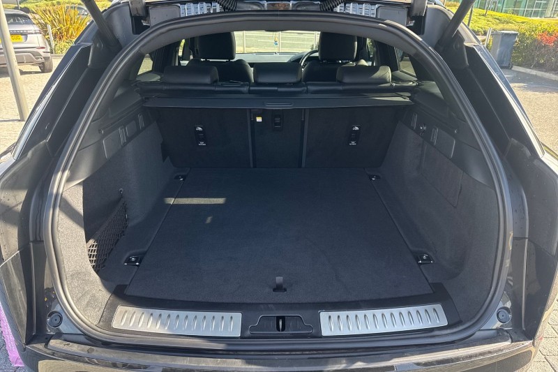 Used Land Rover Range Rover Velar 2025 for sale - 76984342: Photo 10