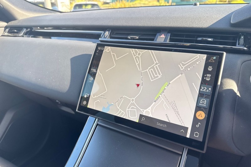 Used Land Rover Range Rover Velar 2025 for sale - 76984342: Photo 11