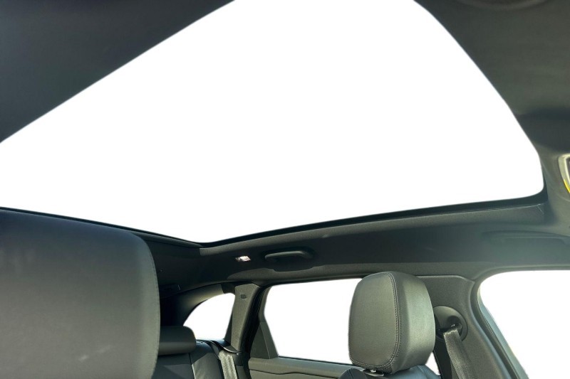 Used Land Rover Range Rover Velar 2025 for sale - 76984342: Photo 21