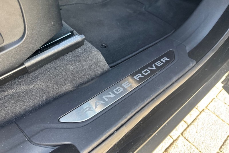 Used Land Rover Range Rover Velar 2025 for sale - 76984342: Photo 38