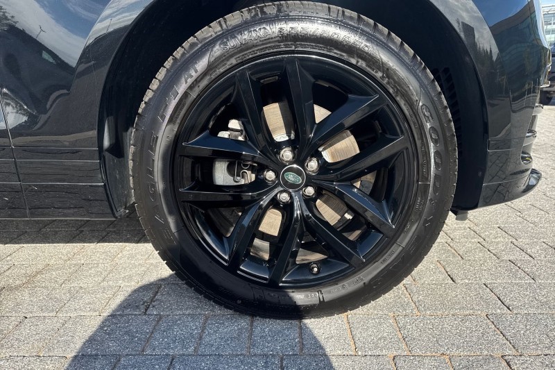 Used Land Rover Range Rover Velar 2025 for sale - 76984342: Photo 8