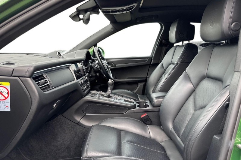 Used Porsche Macan 2020 for sale - 76984326: Photo 3